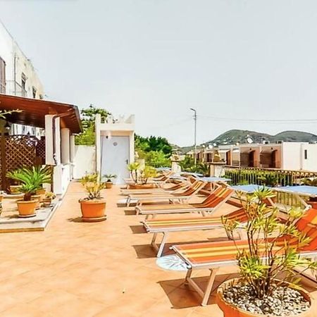 Casa Vacanza Artemis Lipari  Buitenkant foto