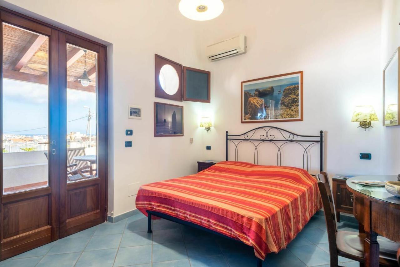 Casa Vacanza Artemis Lipari  Buitenkant foto