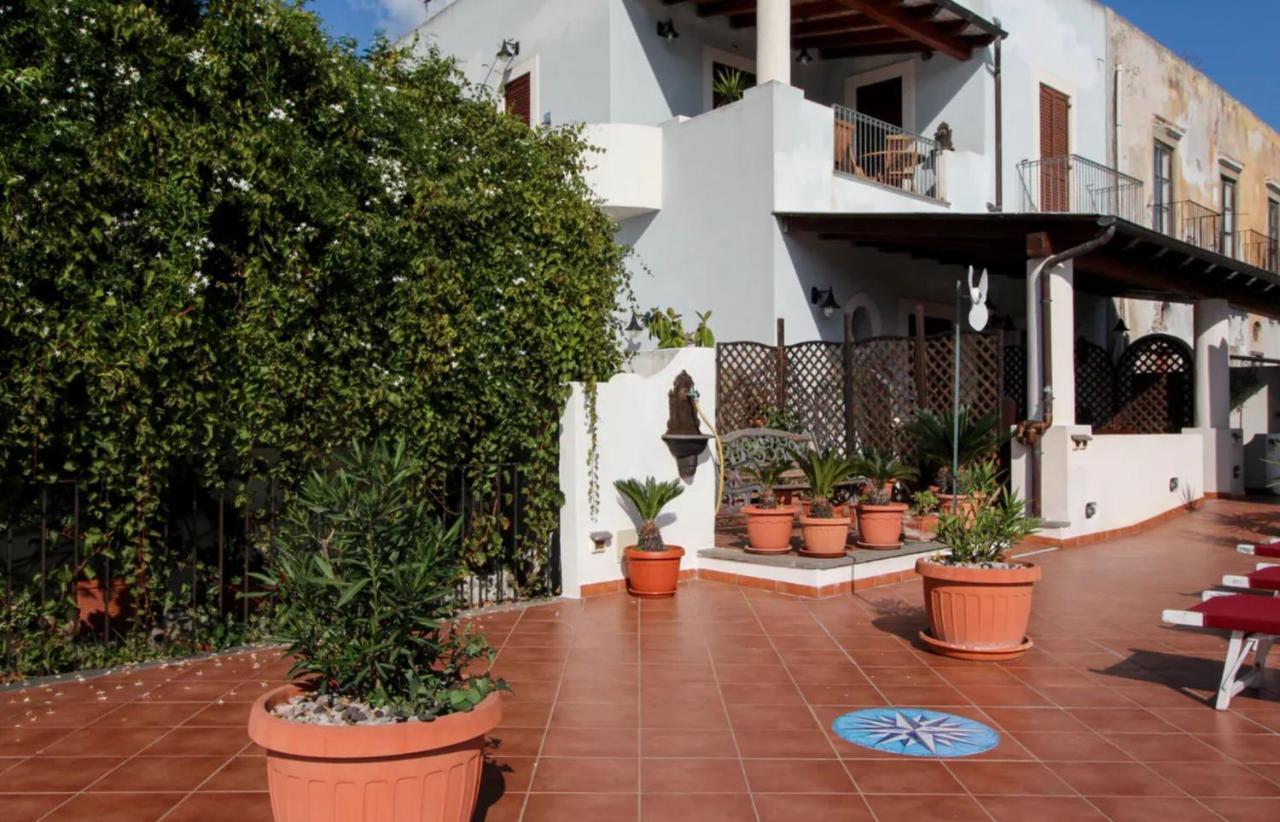 Casa Vacanza Artemis Lipari  Buitenkant foto