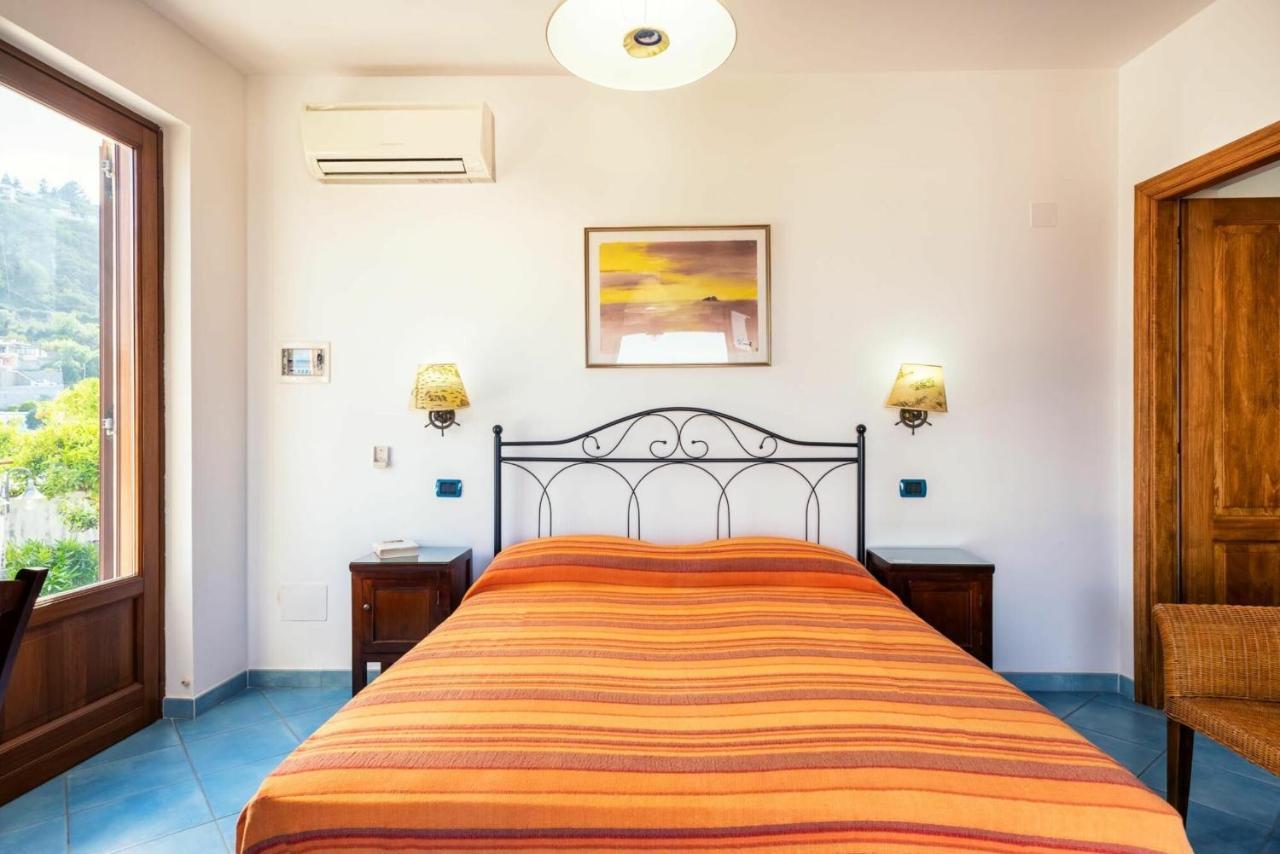 Casa Vacanza Artemis Lipari  Buitenkant foto