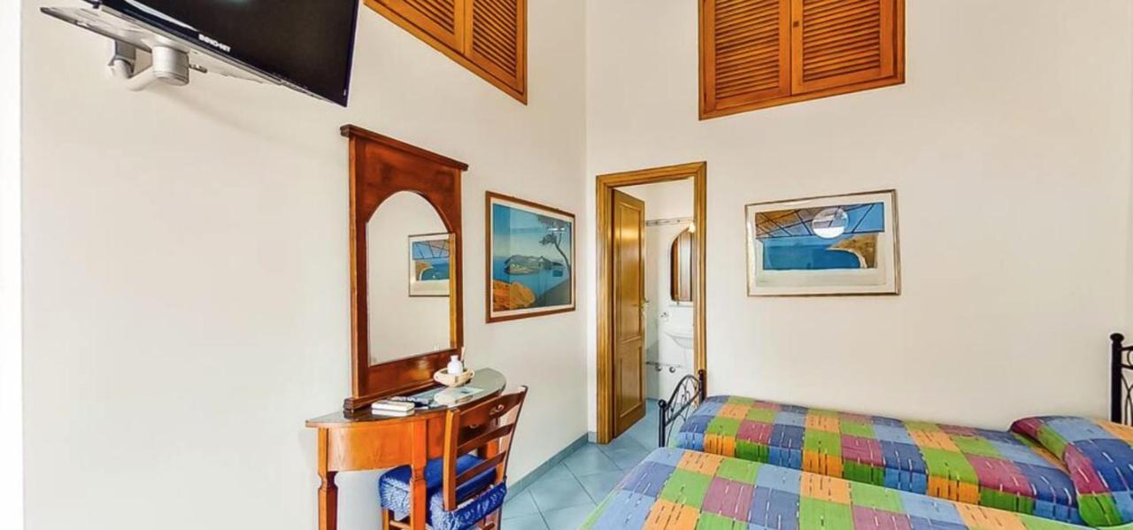 Casa Vacanza Artemis Lipari  Buitenkant foto