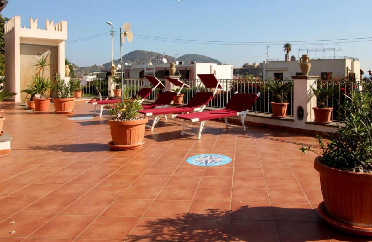 Casa Vacanza Artemis Lipari  Buitenkant foto