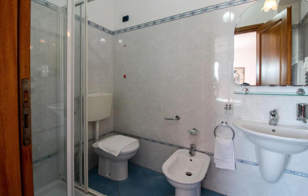 Casa Vacanza Artemis Lipari  Buitenkant foto