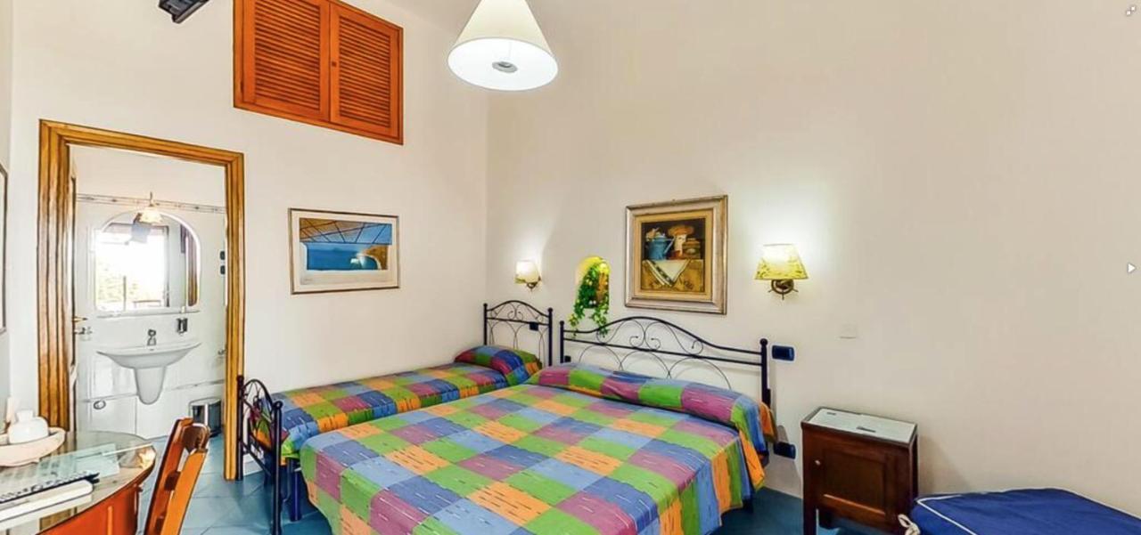 Casa Vacanza Artemis Lipari  Buitenkant foto